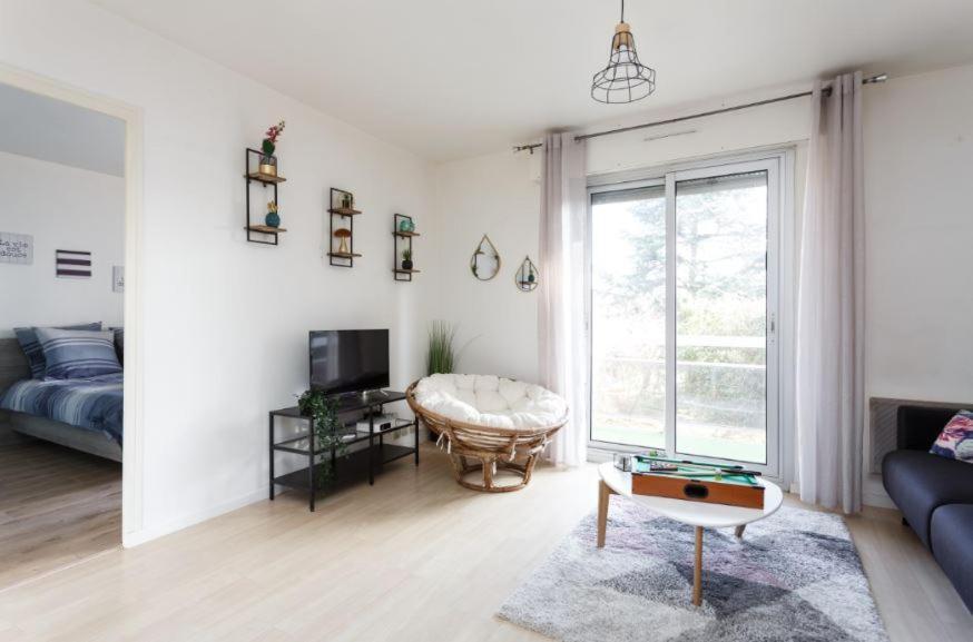Appartement Cozy: 10/15 Min Des Champs Elysee Сартрувиль Экстерьер фото